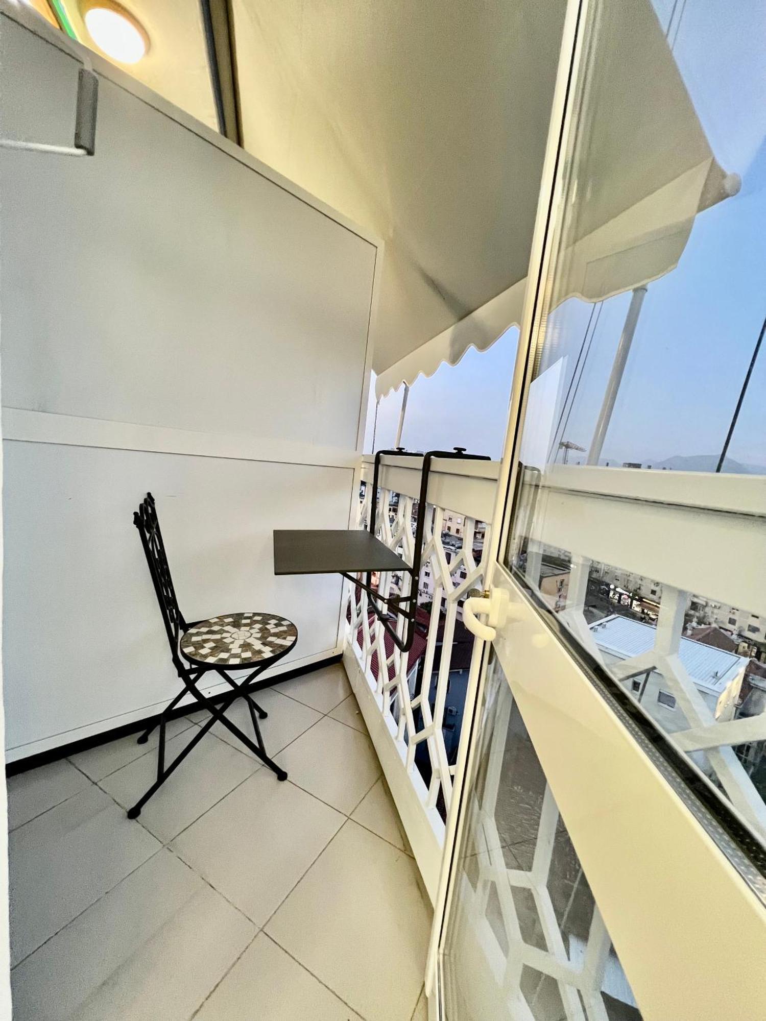 Spiranca Luxury Suites Tiranë Bilik gambar